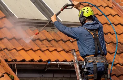 Démoussage et hydrofuge de toiture à Affieux